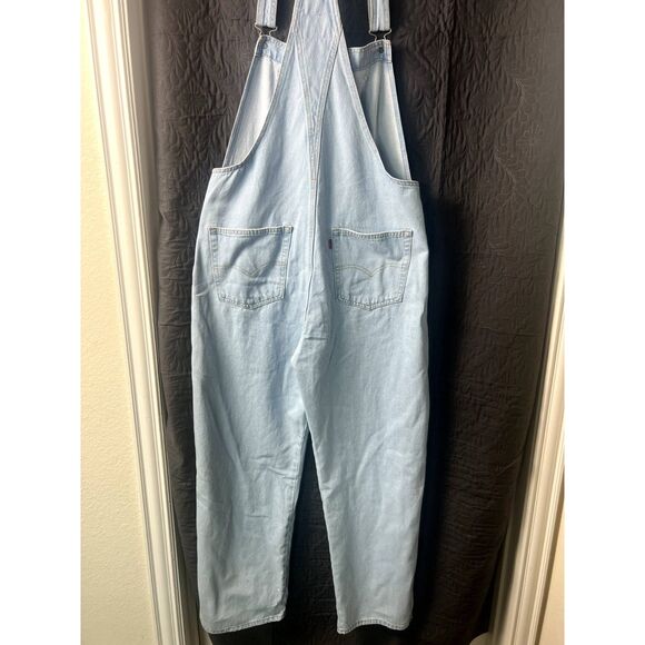 Levi's Women's Vintage Overalls Blue light Wash Stone Shadow Design SZ L: NWT - Picture 9 of 16